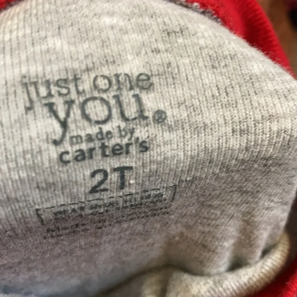 Toddlers’ just one you Santa Sleep Top (2T)